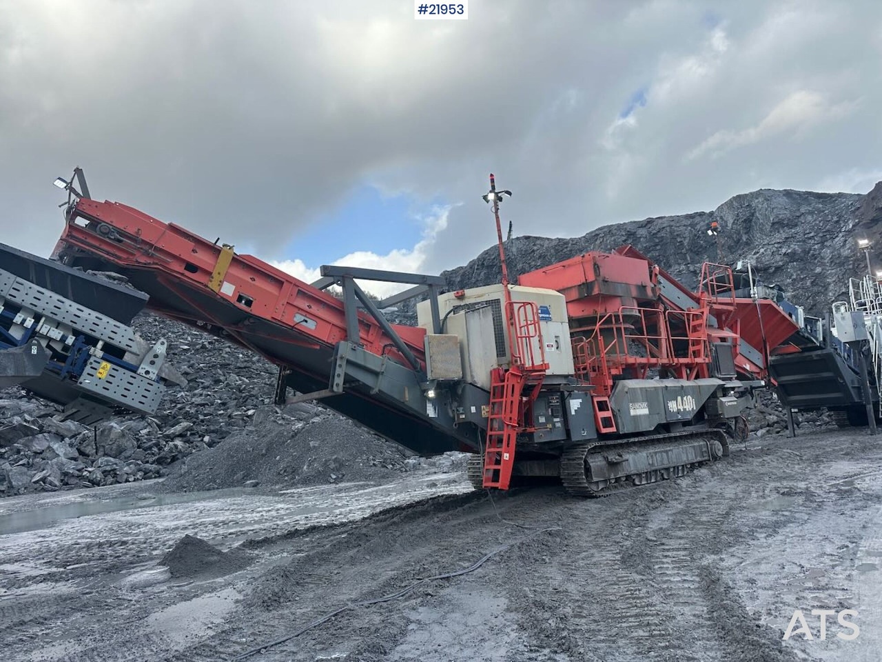 Sandvik UH440i spindel. SE VIDEO. - Конусная дробилка: фото 1 Sandvik UH440i spindel. SE VIDEO. - Конусная дробилка: фото 1
