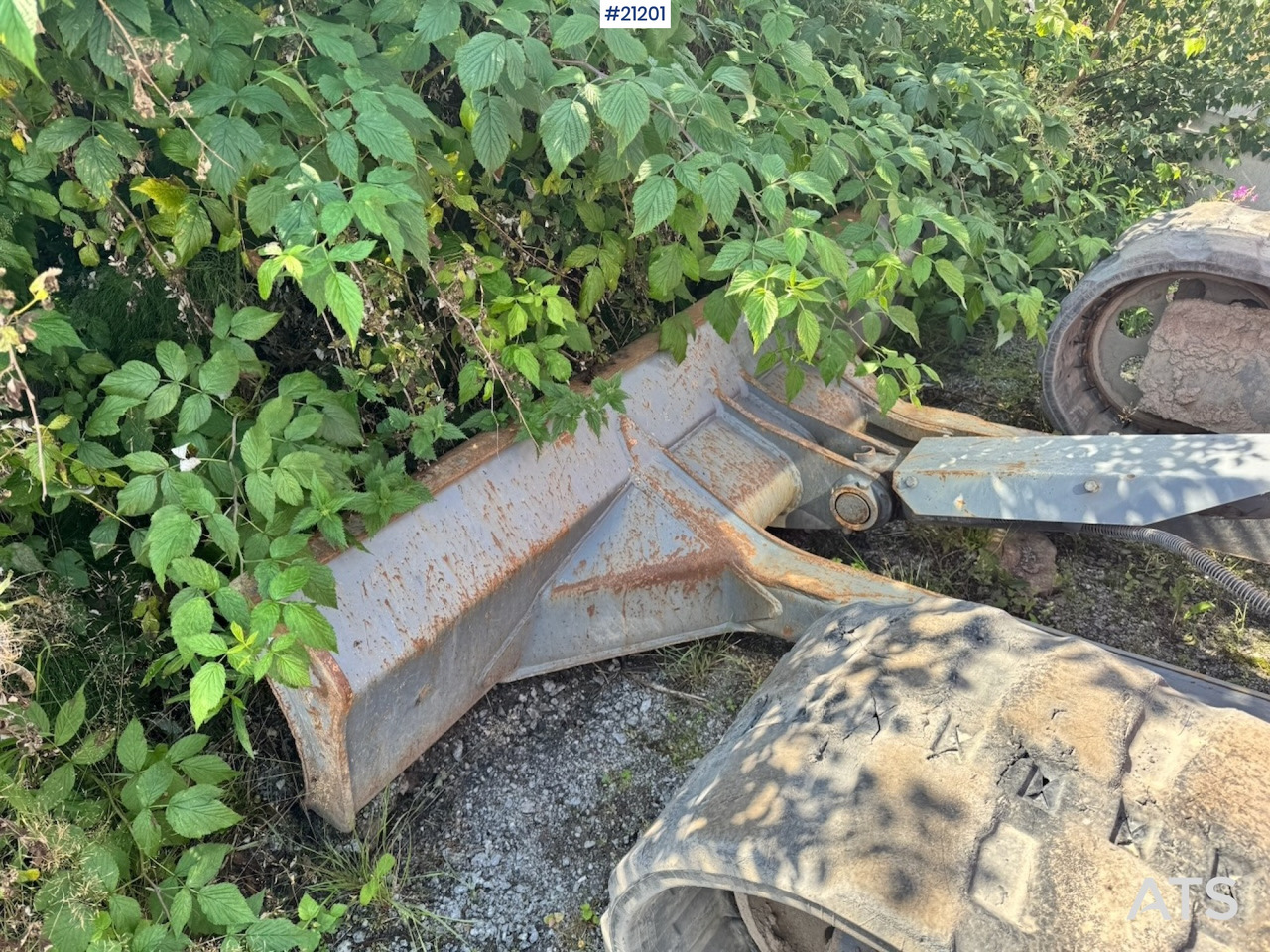 Гусеничный экскаватор Takeuchi TB280FR: фото 16 Гусеничный экскаватор Takeuchi TB280FR: фото 16