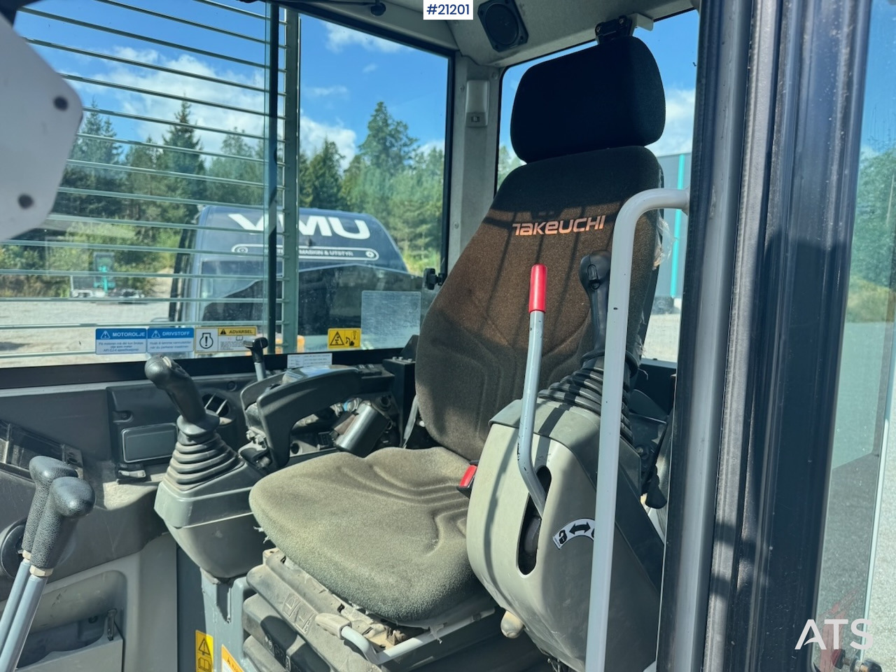 Гусеничный экскаватор Takeuchi TB280FR: фото 20 Гусеничный экскаватор Takeuchi TB280FR: фото 20