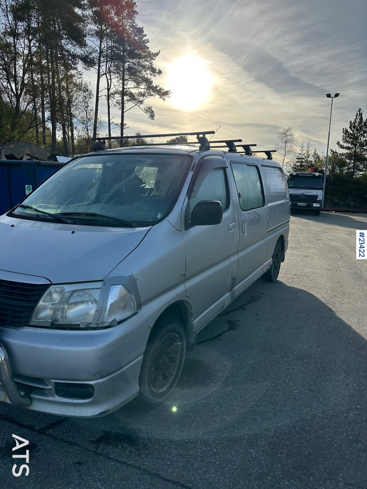 Toyota HIACE - Цельнометаллический фургон: фото 1 Toyota HIACE - Цельнометаллический фургон: фото 1