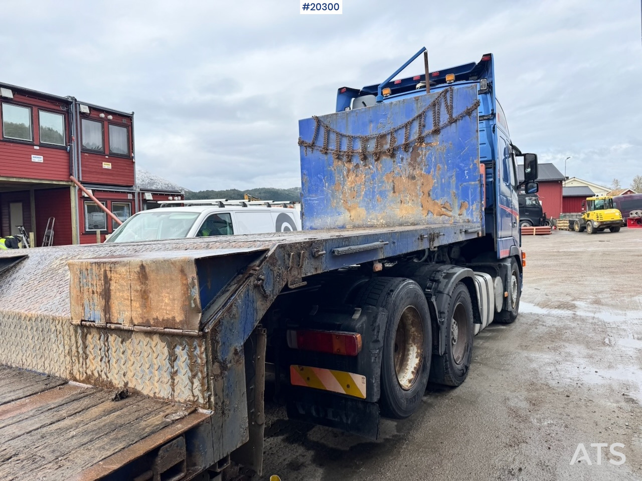 Volvo 2004 Volvo FH16 6x2 Trekkvogn m/tipphydraulikk for tippsemi. - Тягач: фото 3 Volvo 2004 Volvo FH16 6x2 Trekkvogn m/tipphydraulikk for tippsemi. - Тягач: фото 3