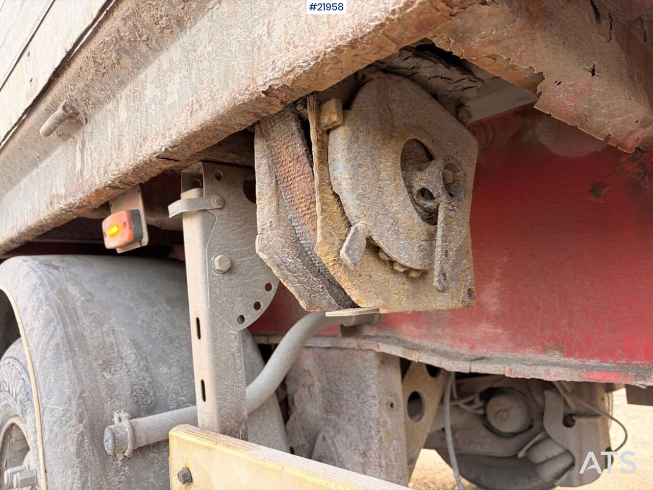 Полуприцеп бортовой/ Платформа Tyllis L3 3-akslet Rettsemi m/ lemmer. Rep objekt: фото 25 Полуприцеп бортовой/ Платформа Tyllis L3 3-akslet Rettsemi m/ lemmer. Rep objekt: фото 25