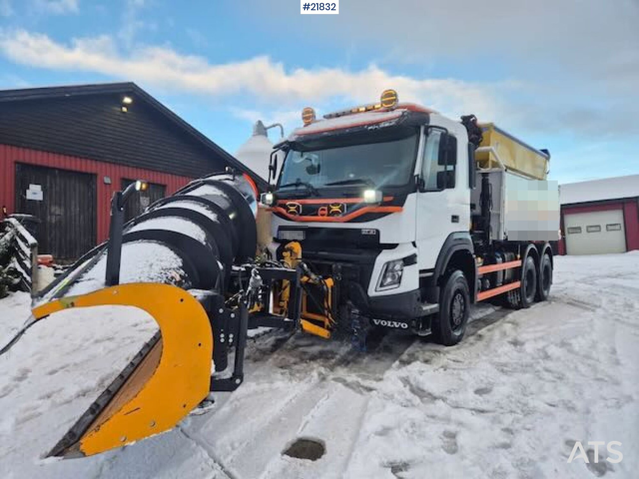 Volvo 2019 Volvo FMX 6x6 brøyterigget tippbil m/ 9,5 t/m kran, 2 sett dekk og lettkasse - Самосвал: фото 3 Volvo 2019 Volvo FMX 6x6 brøyterigget tippbil m/ 9,5 t/m kran, 2 sett dekk og lettkasse - Самосвал: фото 3