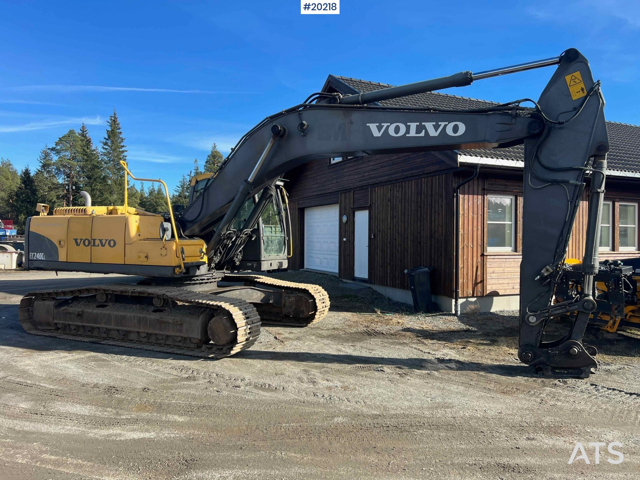 Volvo EC240CL - Экскаватор: фото 3 Volvo EC240CL - Экскаватор: фото 3
