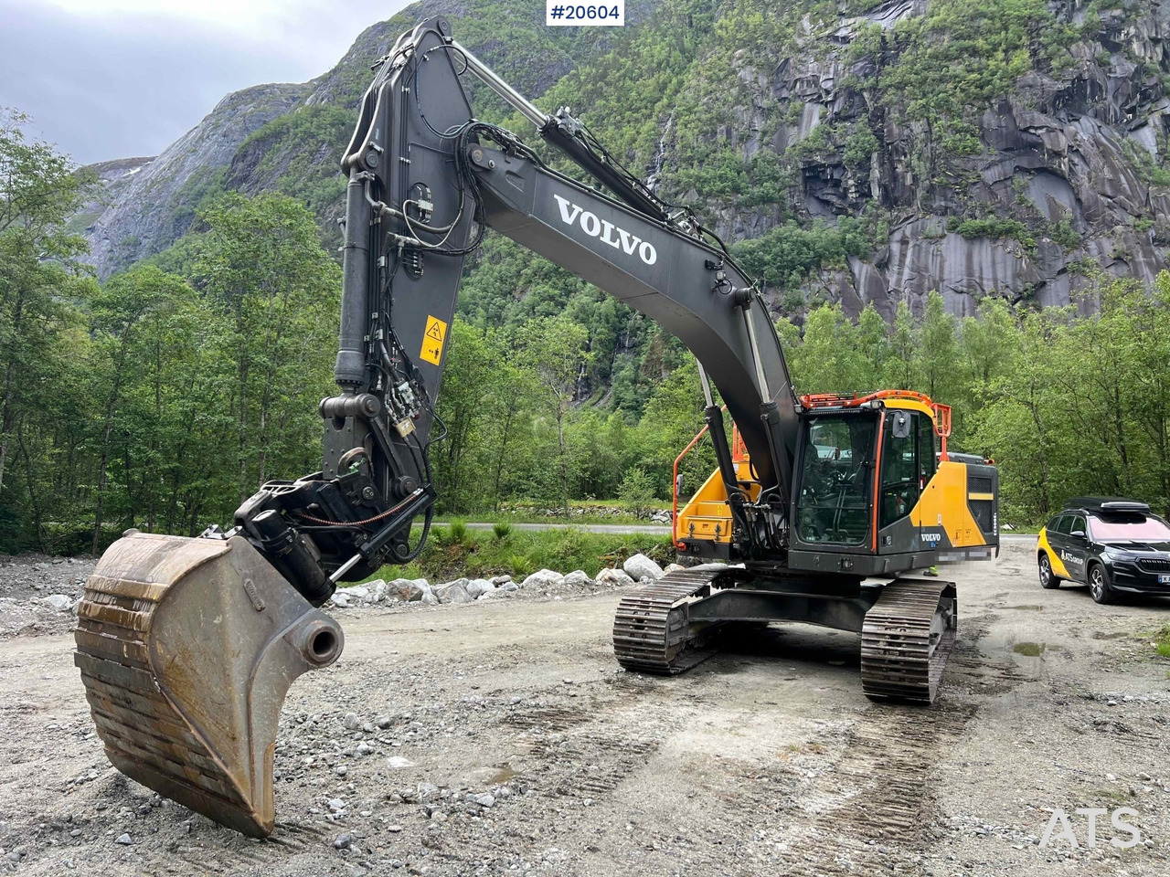 Volvo EC300 EL - Экскаватор: фото 2 Volvo EC300 EL - Экскаватор: фото 2