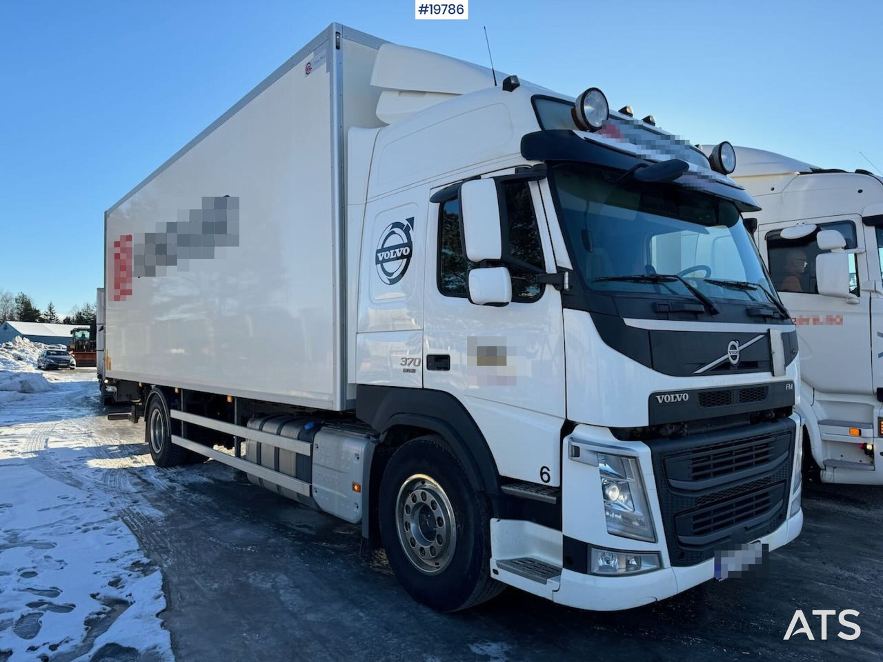 Volvo FM370 - Грузовик с закрытым кузовом: фото 3 Volvo FM370 - Грузовик с закрытым кузовом: фото 3