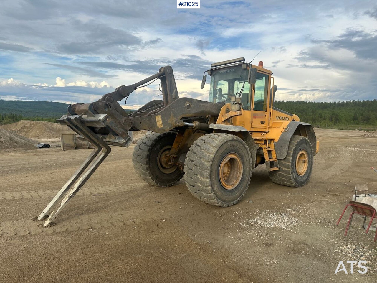 Volvo L120E hjullaster m/ vekt, skuffe og overhalt motor - Колёсный погрузчик: фото 4 Volvo L120E hjullaster m/ vekt, skuffe og overhalt motor - Колёсный погрузчик: фото 4