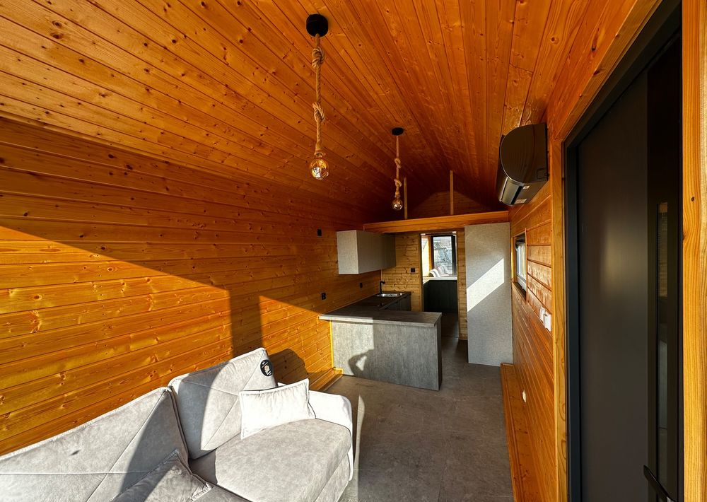 Boro Drewniany DOMEK MOBILNY na przyczepie 7,5m x 2,5m - Дом на колесах: фото 3 Boro Drewniany DOMEK MOBILNY na przyczepie 7,5m x 2,5m - Дом на колесах: фото 3