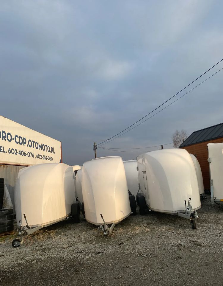 Niewiadów Furgon Niewiadów F1334 z trapem wjazdowym - Прицеп для легкового автомобиля: фото 3 Niewiadów Furgon Niewiadów F1334 z trapem wjazdowym - Прицеп для легкового автомобиля: фото 3