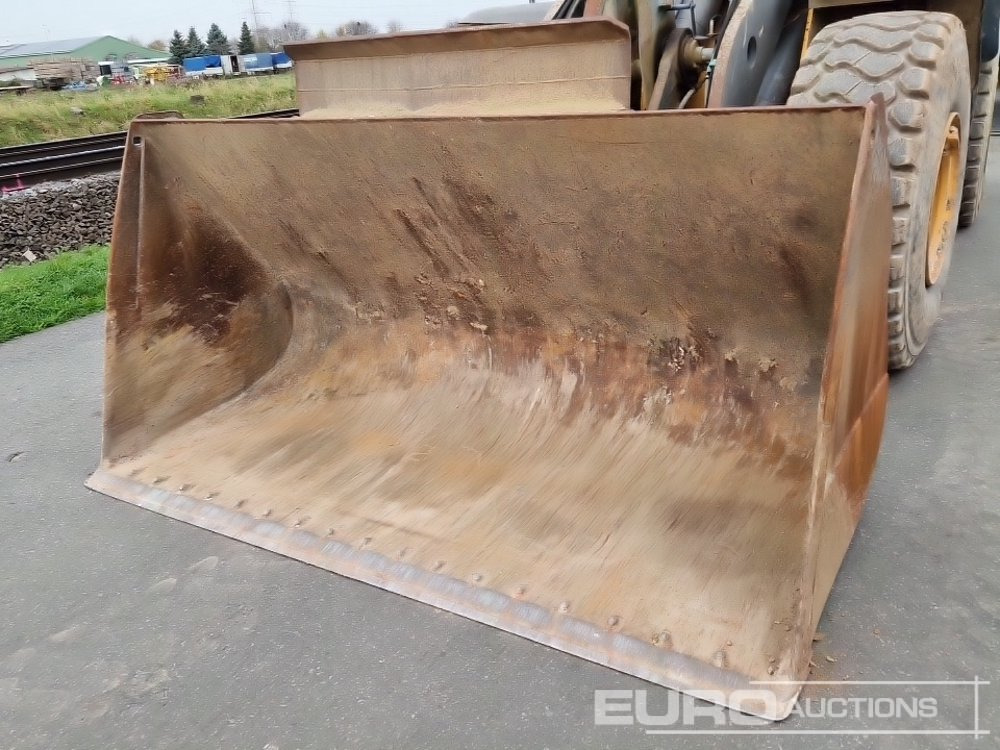 Колёсный погрузчик 2013 Volvo L120G: фото 12