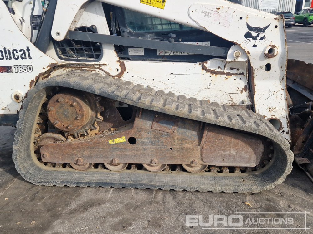 Мини-погрузчик с бортовым поворотом 2014 Bobcat T650: фото 8