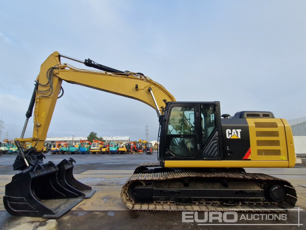 2017 CAT 320FL - Гусеничный экскаватор: фото 2 2017 CAT 320FL - Гусеничный экскаватор: фото 2