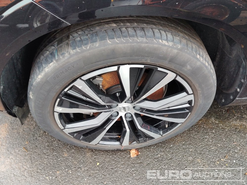 2020 Volvo XC60 T6 AWD Recharge Hybrid Automatic, Leather Seats, Reverse Camera, A/C, Electric Summer Roof (Water Damaged Engine) - Легковой автомобиль: фото 5 2020 Volvo XC60 T6 AWD Recharge Hybrid Automatic, Leather Seats, Reverse Camera, A/C, Electric Summer Roof (Water Damaged Engine) - Легковой автомобиль: фото 5