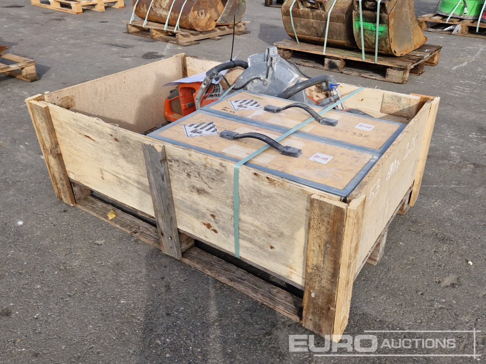 Pallet of Husqvarna Quick Cut Saws, Battery Power Kit - Асфальтоукладочная техника: фото 2 Pallet of Husqvarna Quick Cut Saws, Battery Power Kit - Асфальтоукладочная техника: фото 2