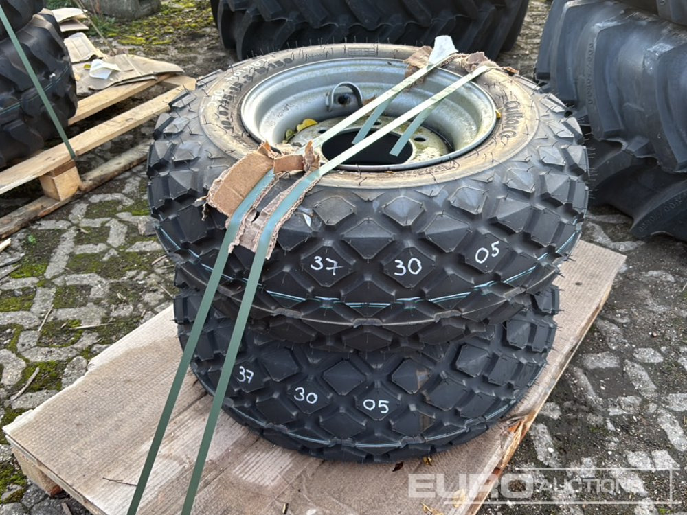 Unused Cultor 10.0/75-15.3 Tyre & Rim (2 of) - Шина: фото 2 Unused Cultor 10.0/75-15.3 Tyre & Rim (2 of) - Шина: фото 2
