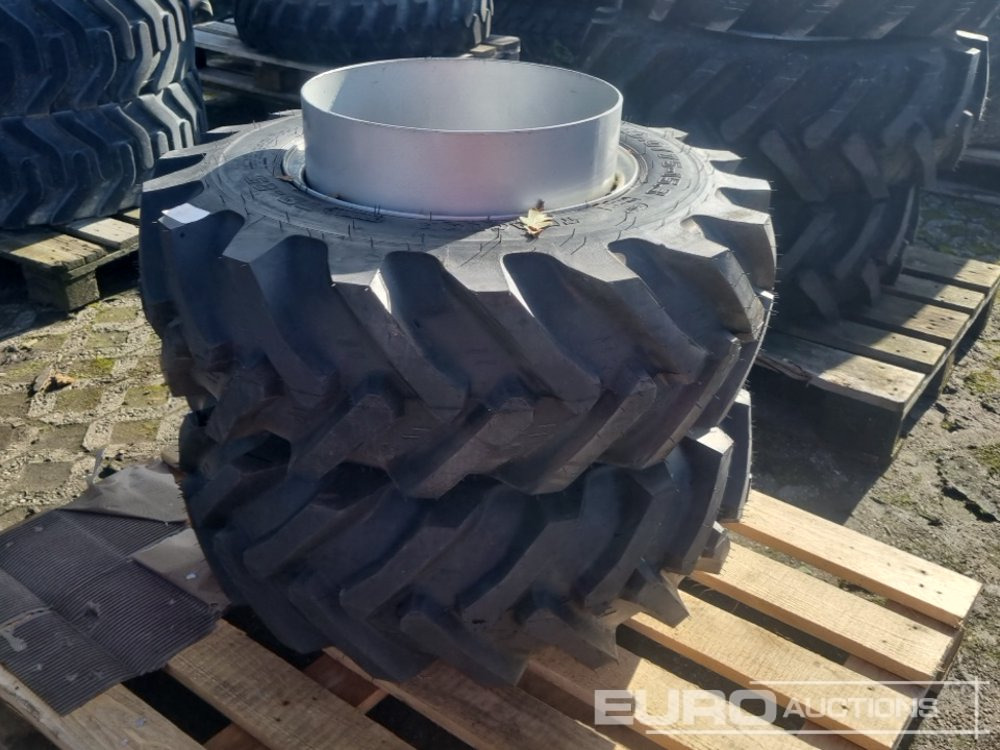 Unused Mitas 10.0/75-15.3 Tyre & Rim (2 of) - Шина: фото 3 Unused Mitas 10.0/75-15.3 Tyre & Rim (2 of) - Шина: фото 3
