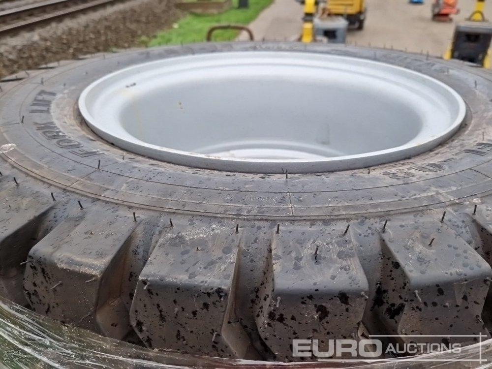 Unused Tyre to suit Wacker Neuson EW65 (4 of) - Шина: фото 4 Unused Tyre to suit Wacker Neuson EW65 (4 of) - Шина: фото 4