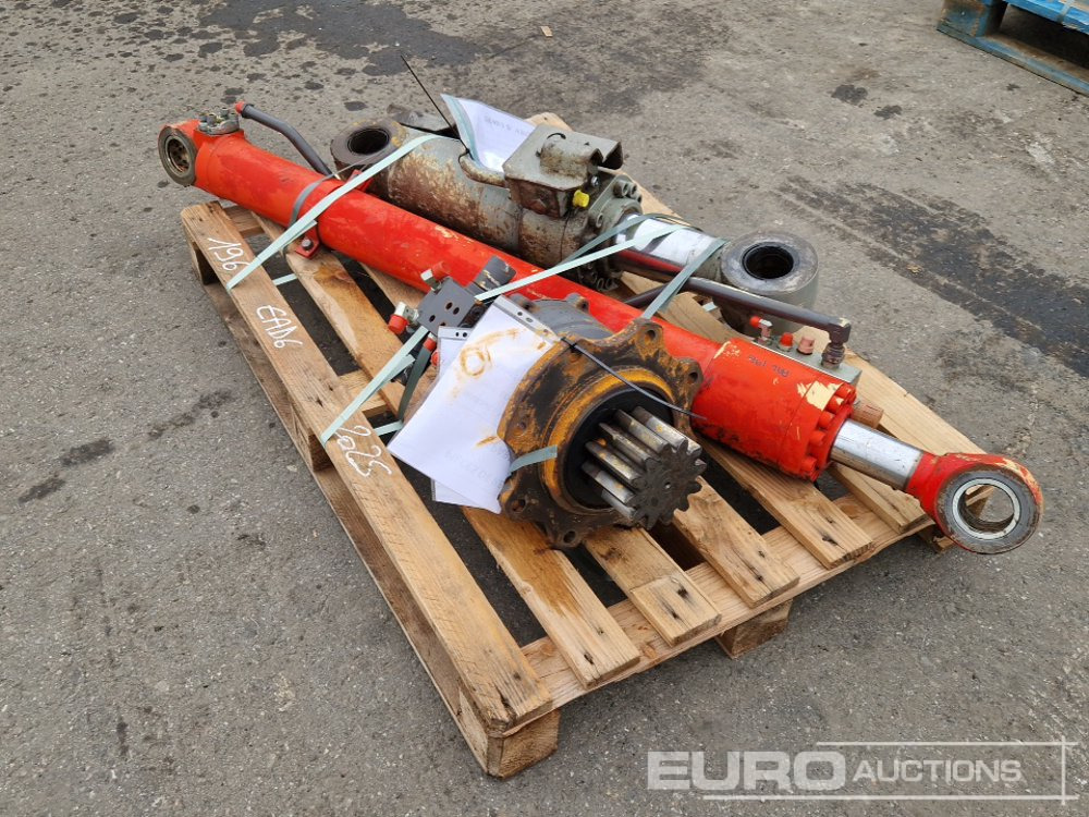 Hydraulic Cylinders, Motor to suit Volvo ECR88D - Запчасти для Экскаваторов: фото 3 Hydraulic Cylinders, Motor to suit Volvo ECR88D - Запчасти для Экскаваторов: фото 3