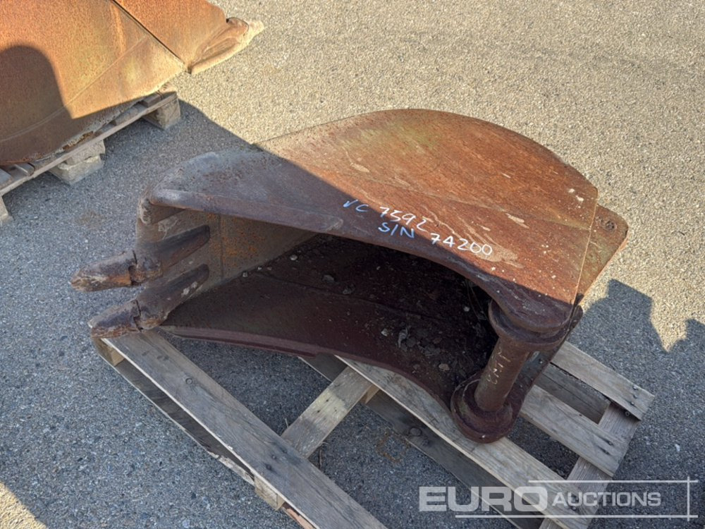 16" Digging Bucket to suit Backhoe Loader - Ковш: фото 2 16" Digging Bucket to suit Backhoe Loader - Ковш: фото 2
