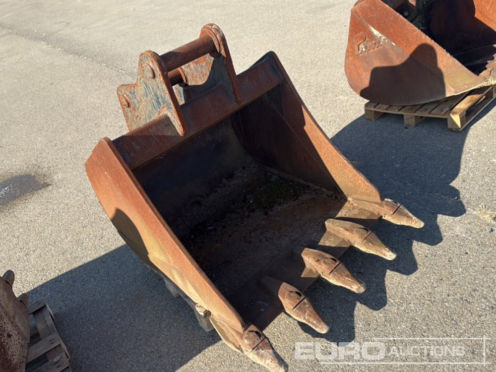 42" Digging Bucket to suit Backhoe Loader - Ковш: фото 1 42" Digging Bucket to suit Backhoe Loader - Ковш: фото 1