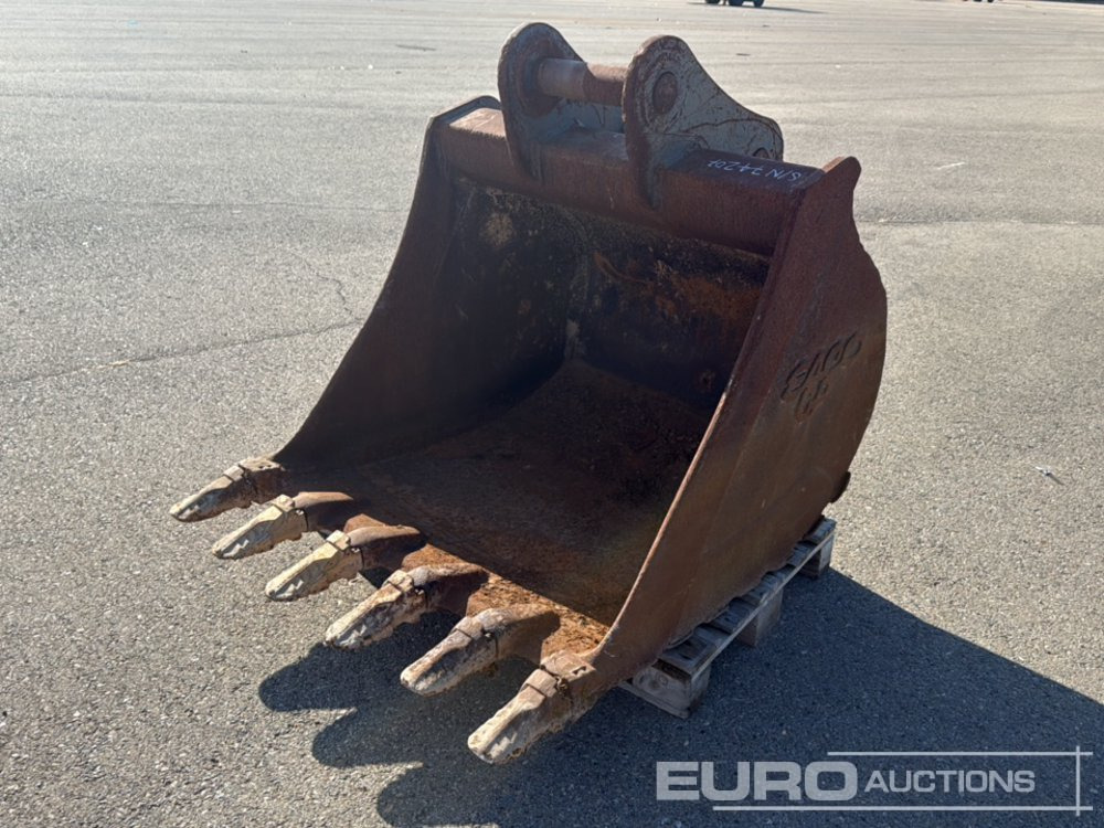 44" Digging Bucket to suit Backhoe Loader - Ковш: фото 1 44" Digging Bucket to suit Backhoe Loader - Ковш: фото 1