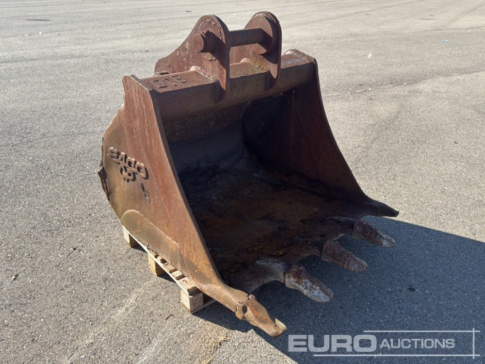 49" Digging Bucket to suit Backhoe Loader - Ковш: фото 1 49" Digging Bucket to suit Backhoe Loader - Ковш: фото 1