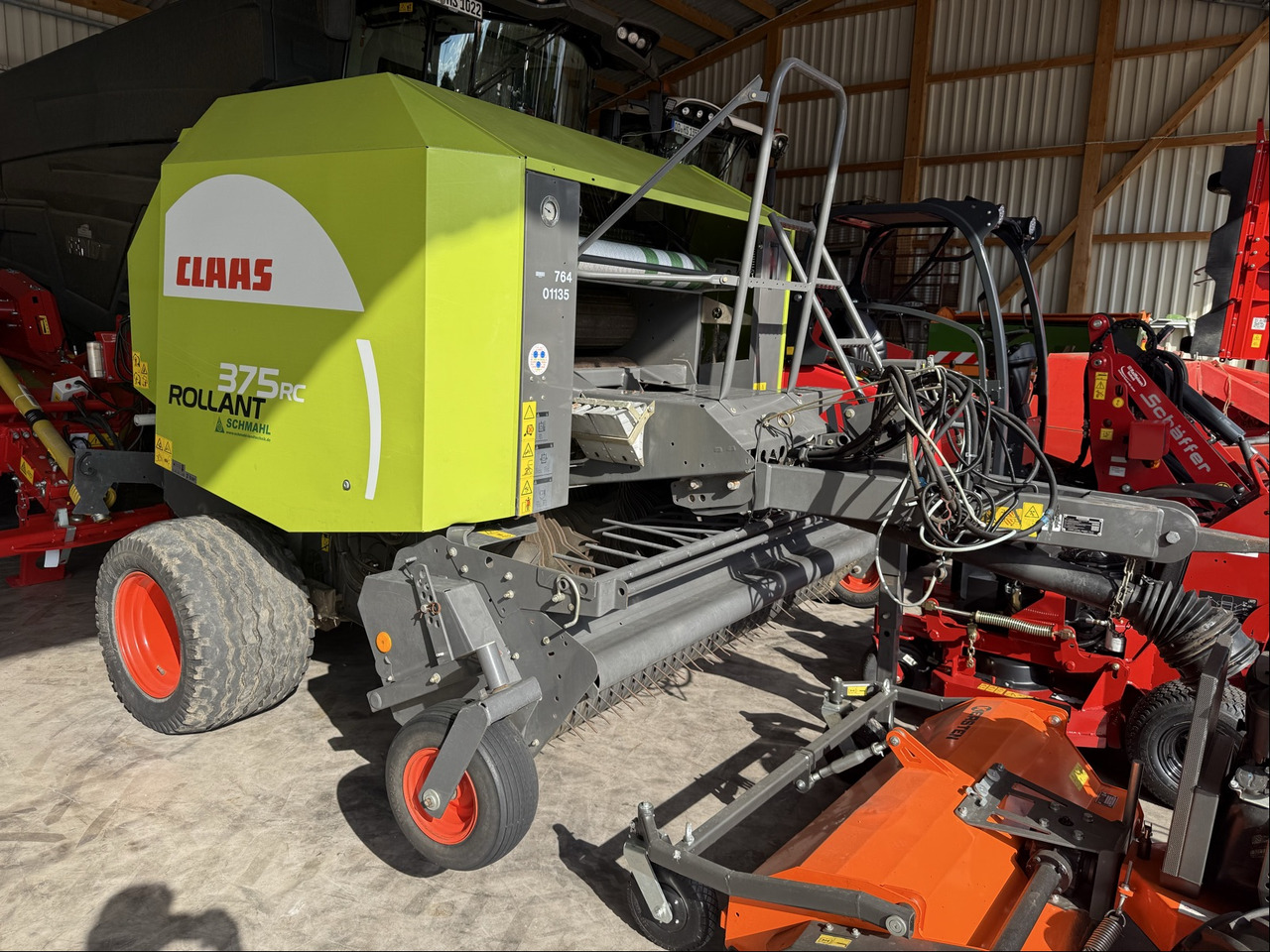 Claas Rollant 375 RC - Техника для сенозаготовки: фото 1 Claas Rollant 375 RC - Техника для сенозаготовки: фото 1