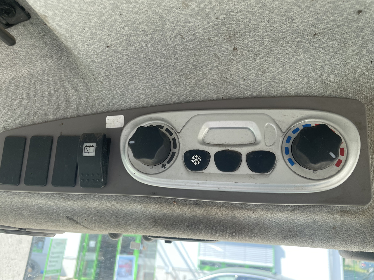 Deutz-Fahr Agrotron Serie - Трактор: фото 3 Deutz-Fahr Agrotron Serie - Трактор: фото 3