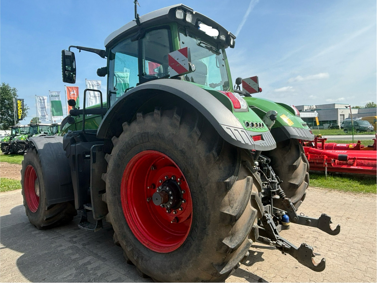 Fendt 1050 Vario S4 ProfiPlus - Трактор: фото 4 Fendt 1050 Vario S4 ProfiPlus - Трактор: фото 4