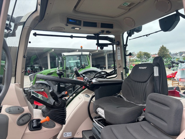 Fendt 516 Vario Gen3 Power Sett.2 - Трактор: фото 3 Fendt 516 Vario Gen3 Power Sett.2 - Трактор: фото 3