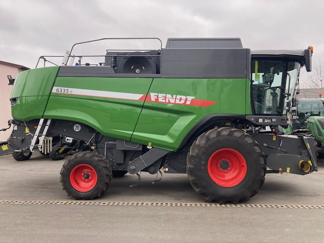 Fendt 6335C Stage 5 - Зерноуборочный комбайн: фото 1 Fendt 6335C Stage 5 - Зерноуборочный комбайн: фото 1
