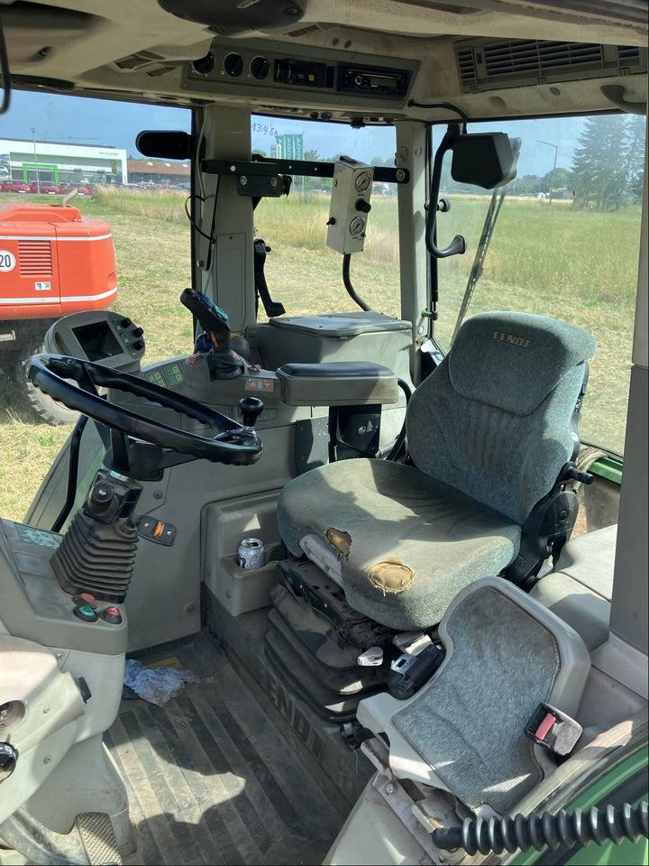 Fendt 718 Com3 Vario TMS - Трактор: фото 4 Fendt 718 Com3 Vario TMS - Трактор: фото 4
