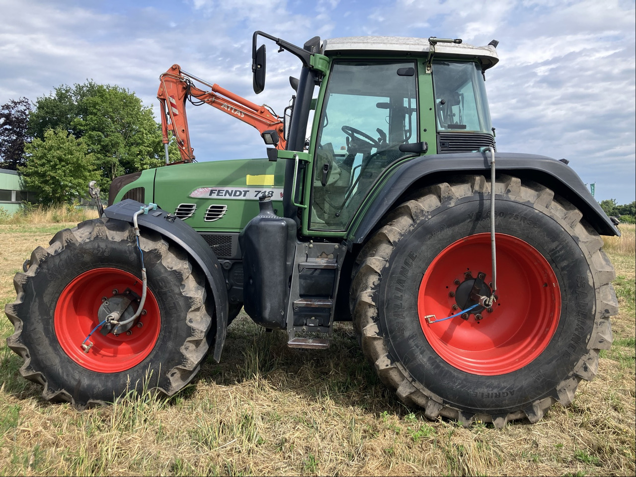 Fendt 718 Com3 Vario TMS - Трактор: фото 5 Fendt 718 Com3 Vario TMS - Трактор: фото 5