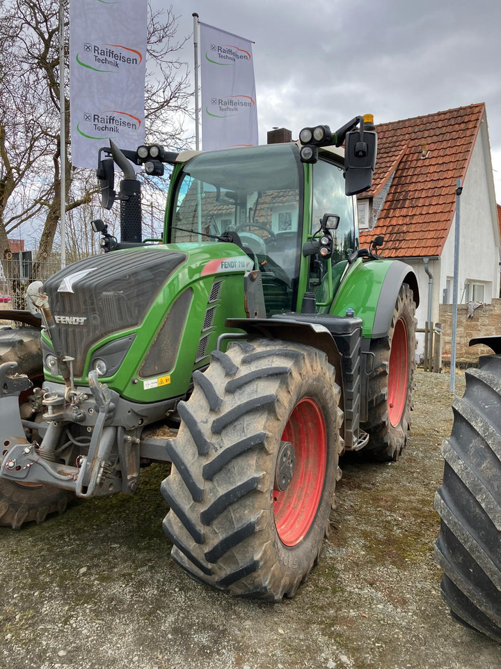 Fendt 718 Vario S4 Power - Трактор: фото 1 Fendt 718 Vario S4 Power - Трактор: фото 1