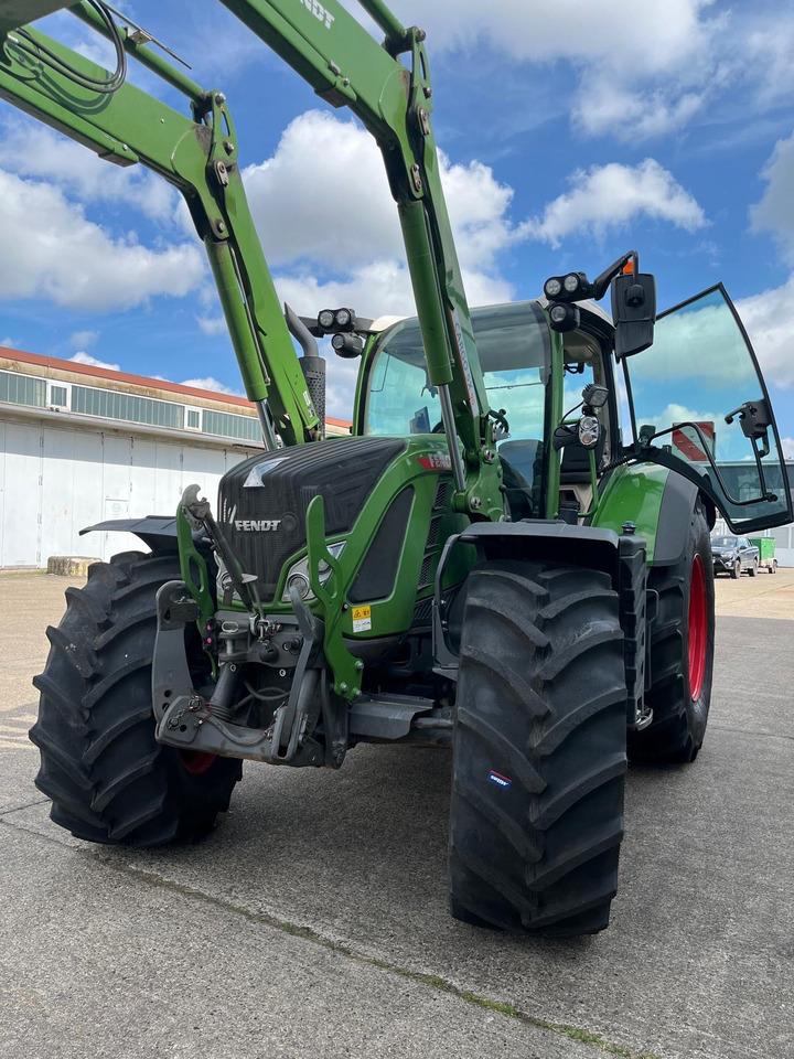 Fendt 724 Vario Gen6 ProfiPlus - Трактор: фото 3 Fendt 724 Vario Gen6 ProfiPlus - Трактор: фото 3