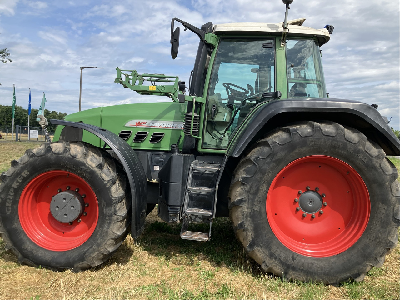 Fendt 916 TMS Vario - Трактор: фото 1 Fendt 916 TMS Vario - Трактор: фото 1