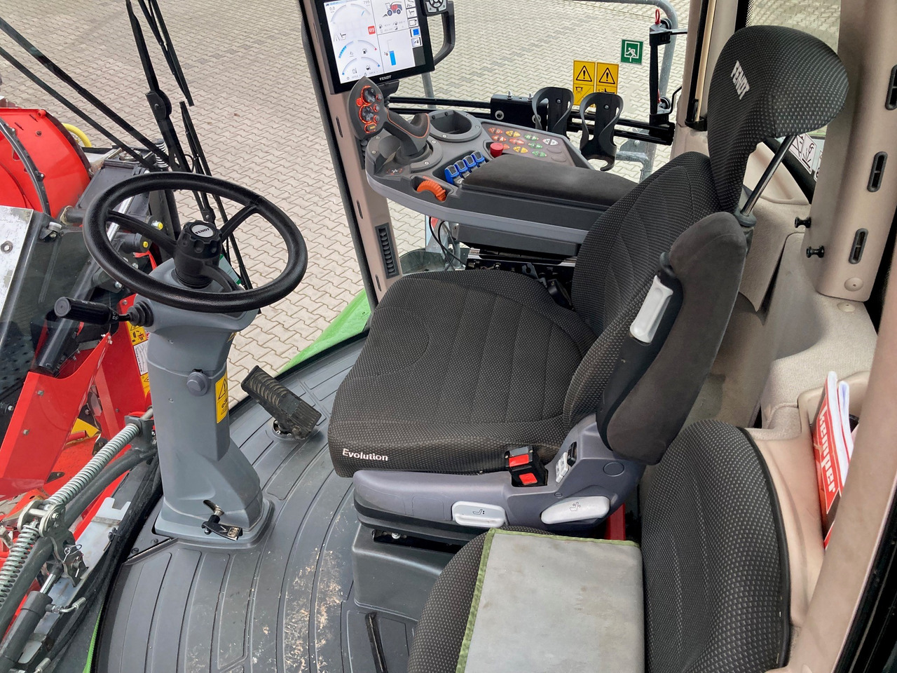 Fendt Katana 650 Gen3 - 28 Messer - Комбайн: фото 4 Fendt Katana 650 Gen3 - 28 Messer - Комбайн: фото 4