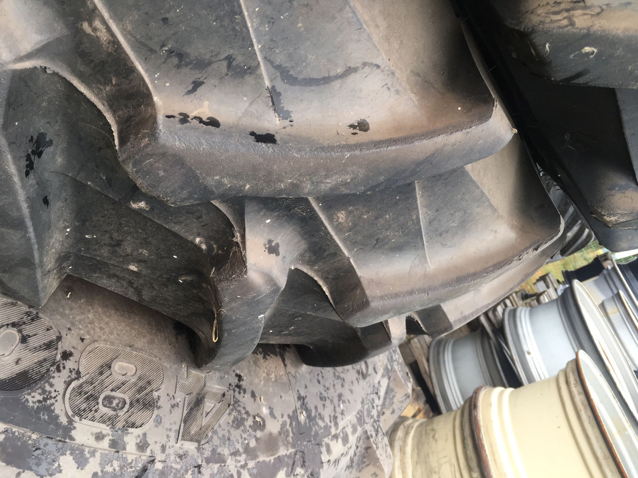 Fendt Trelleborg 480/70R42 14.9R30 - Шины и диски: фото 4 Fendt Trelleborg 480/70R42 14.9R30 - Шины и диски: фото 4