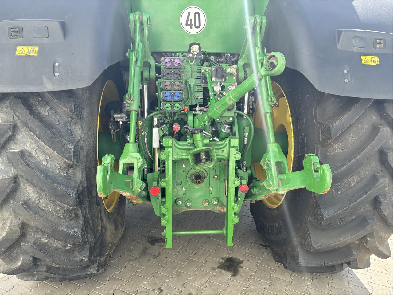 Трактор John Deere 7290 R: фото 19