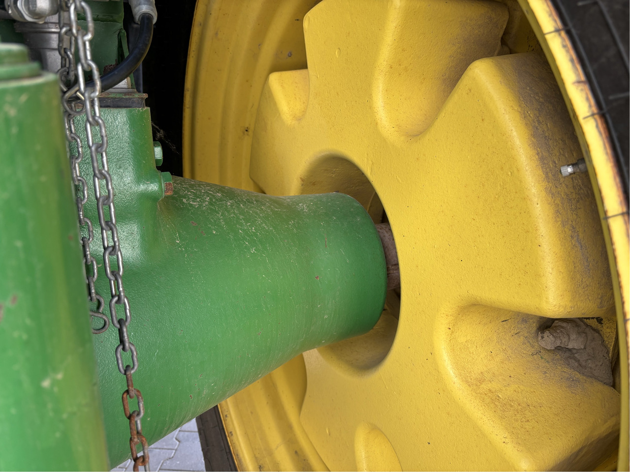 Трактор John Deere 7290 R: фото 18