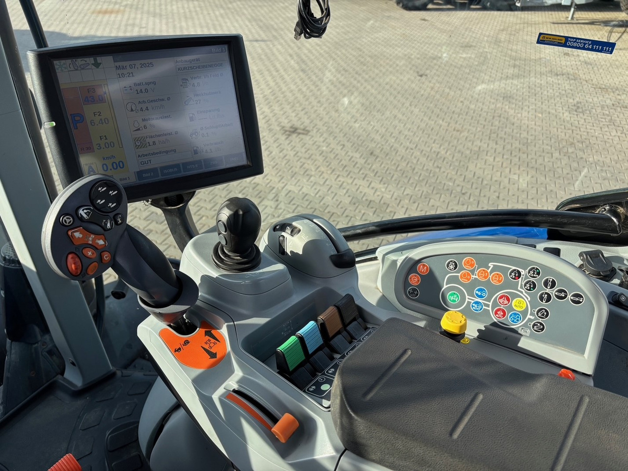 New Holland T 7.270 AC - Трактор: фото 3 New Holland T 7.270 AC - Трактор: фото 3