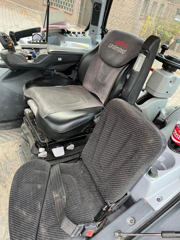 Valtra T214 Direct TwinTrac - Трактор: фото 4 Valtra T214 Direct TwinTrac - Трактор: фото 4