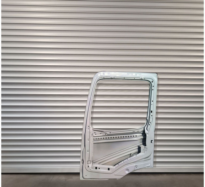 Mercedes-Benz ACTROS AROCS RIGHT SIDE (RH) NAKED - BARE MP4 EURO 6 - Дверь и запчасти для Грузовиков: фото 2 Mercedes-Benz ACTROS AROCS RIGHT SIDE (RH) NAKED - BARE MP4 EURO 6 - Дверь и запчасти для Грузовиков: фото 2