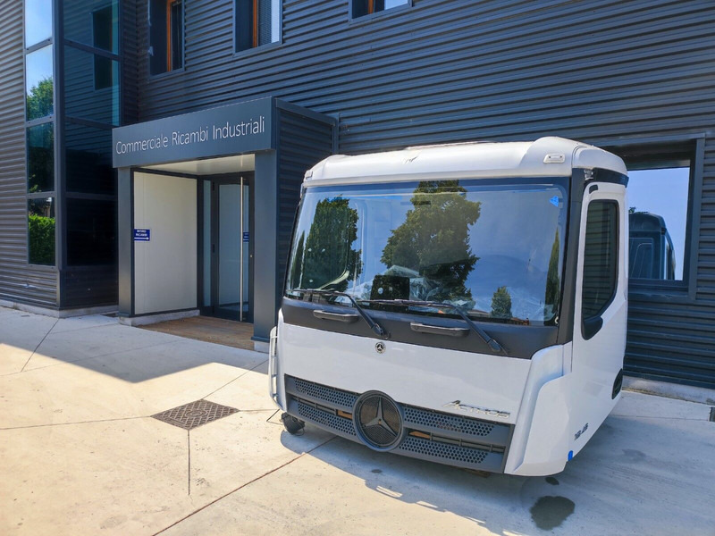 Mercedes-Benz AROCS ACTROS ANTOS CLASSIC SPACE MP4 - Кабина и интерьер для Грузовиков: фото 3 Mercedes-Benz AROCS ACTROS ANTOS CLASSIC SPACE MP4 - Кабина и интерьер для Грузовиков: фото 3