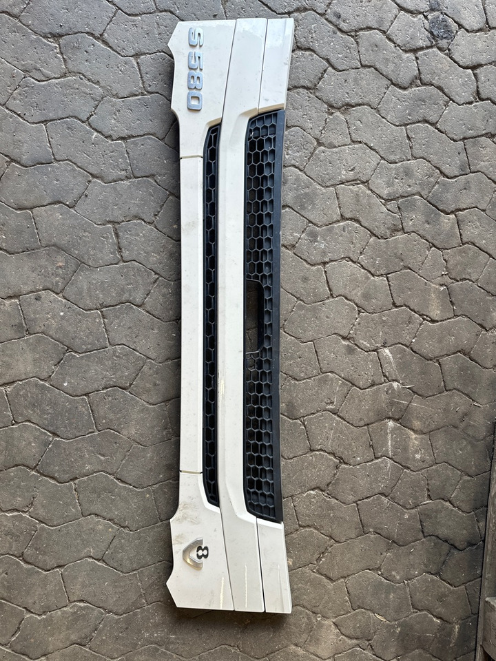 SCANIA NGR GRILL LOWER - Кузов и экстерьер для Грузовиков: фото 1 SCANIA NGR GRILL LOWER - Кузов и экстерьер для Грузовиков: фото 1