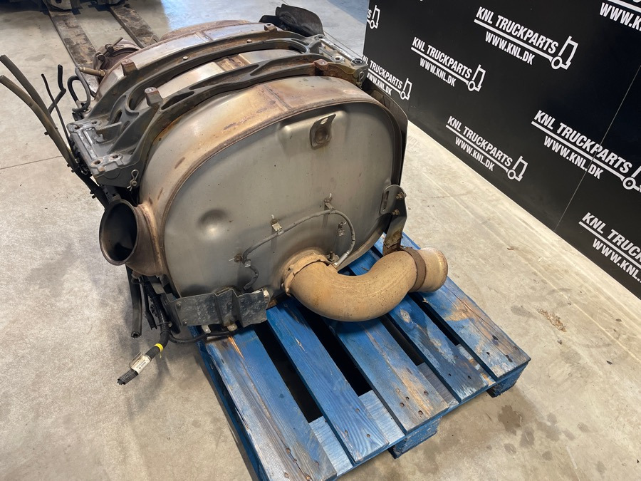 VOLVO EXHAUST 22495989 - Глушитель/ Выхлопная система для Грузовиков: фото 3 VOLVO EXHAUST 22495989 - Глушитель/ Выхлопная система для Грузовиков: фото 3
