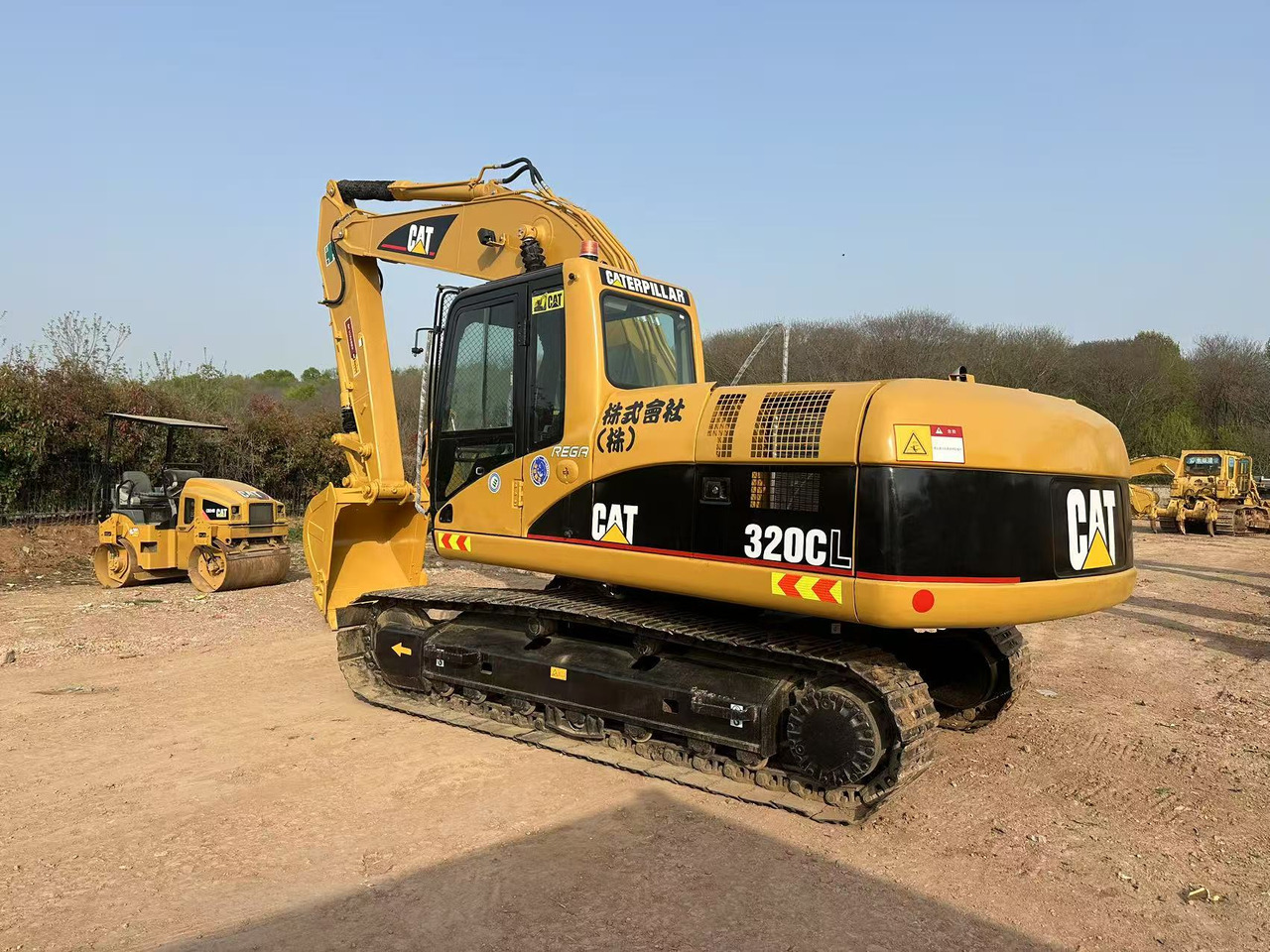 CATERPILLAR 320C - Гусеничный экскаватор: фото 3 CATERPILLAR 320C - Гусеничный экскаватор: фото 3