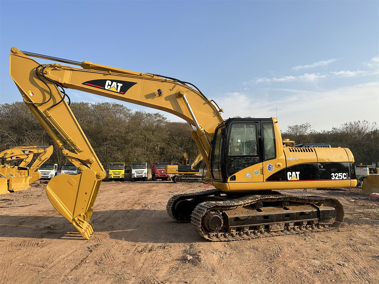 CATERPILLAR 325C - Гусеничный экскаватор: фото 3 CATERPILLAR 325C - Гусеничный экскаватор: фото 3