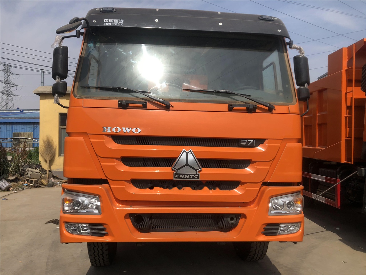 SINOTRUK HOWO 371 Dump truck - Самосвал: фото 2 SINOTRUK HOWO 371 Dump truck - Самосвал: фото 2
