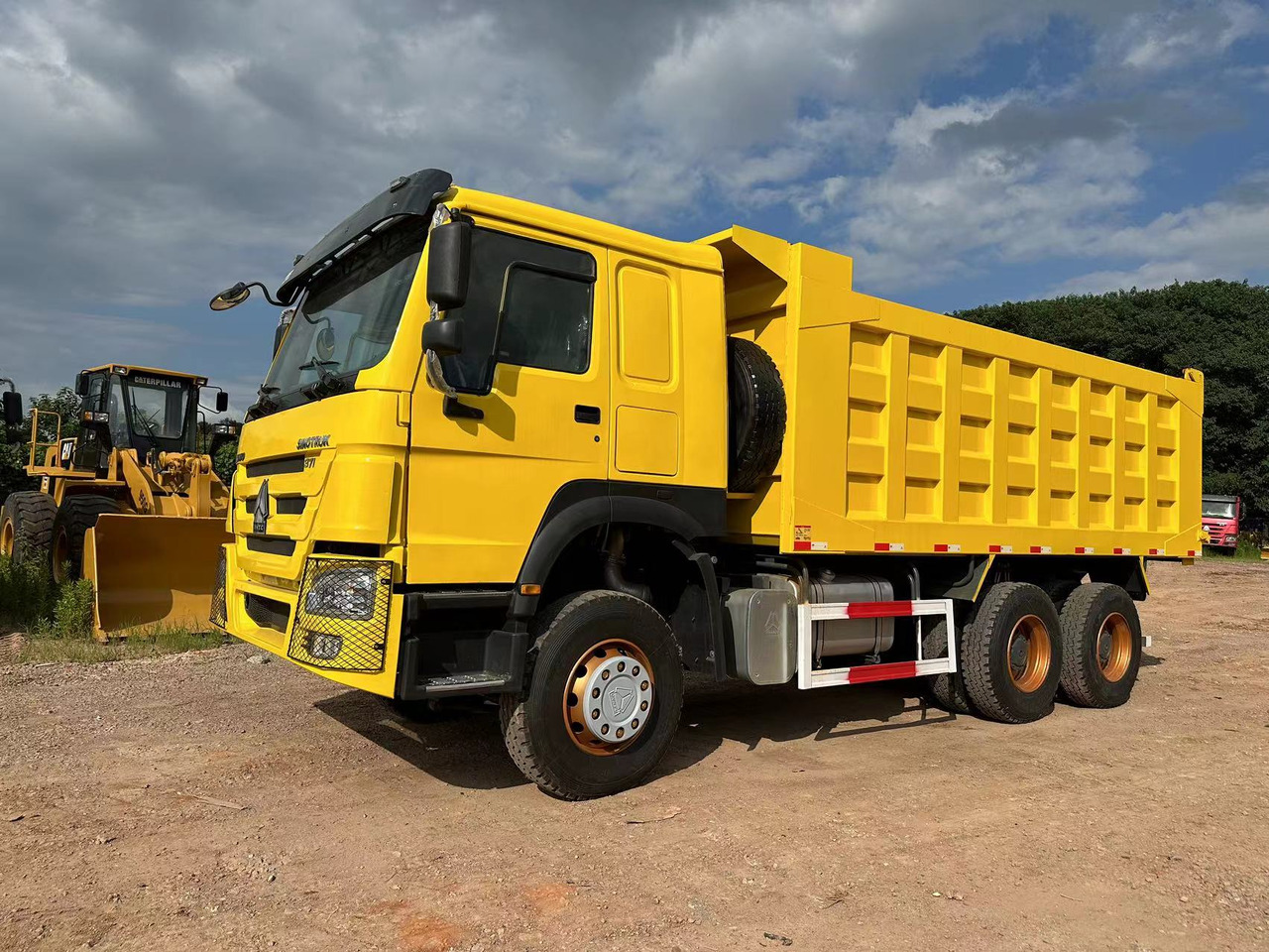 SINOTRUK Howo 371 Dump truck - Самосвал: фото 2 SINOTRUK Howo 371 Dump truck - Самосвал: фото 2